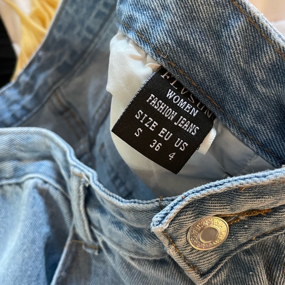 Jeans 👖 - Picture 5 of 5